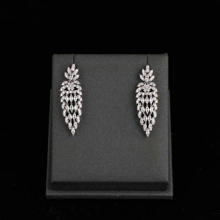 مجموعة مجوهرات نسائية فاخرة من دبيLuxury women's jewelry collection from Dubai