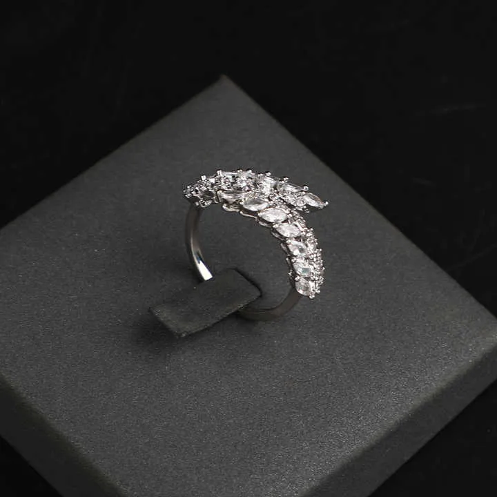مجموعة مجوهرات نسائية فاخرة من دبيLuxury women's jewelry collection from Dubai