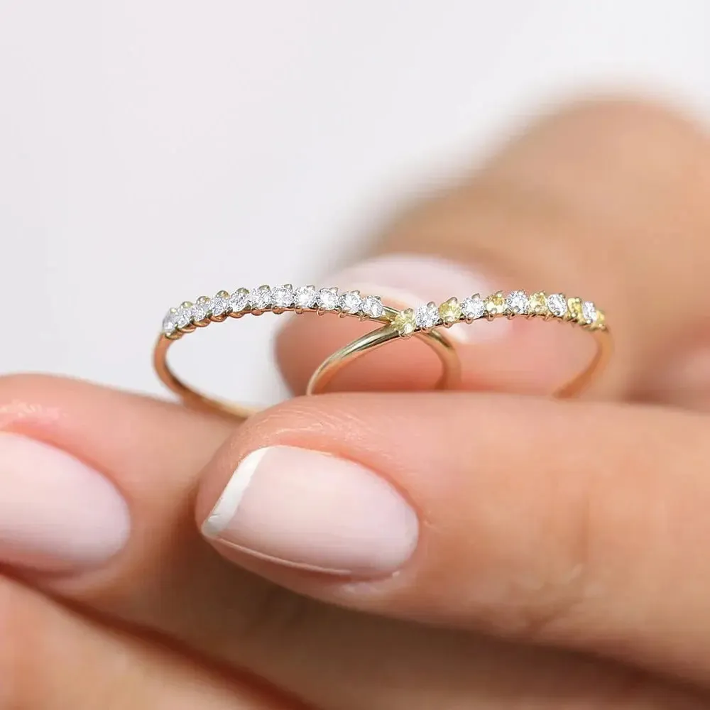 0.15CTW Round Cut  Prong Setting Diamond Wedding Band