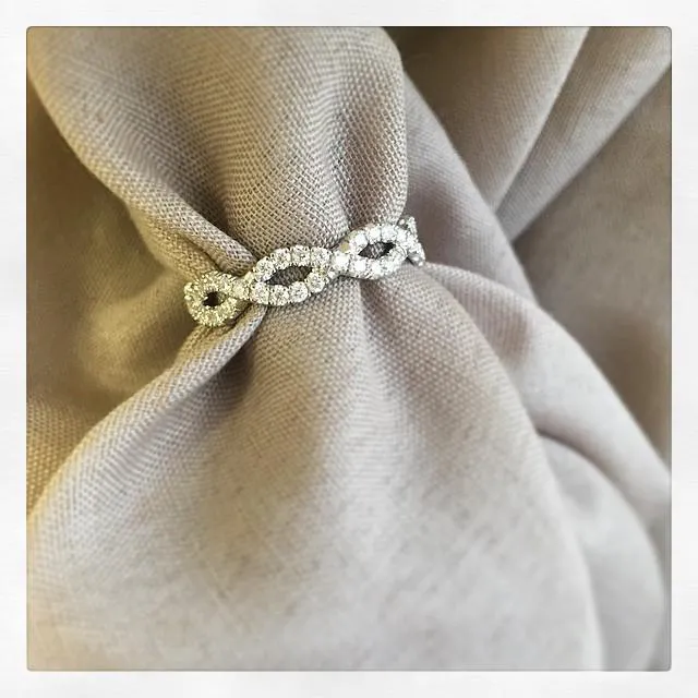 0.75 cttw Round Two Row Pave Set Diamond Eternity Ring