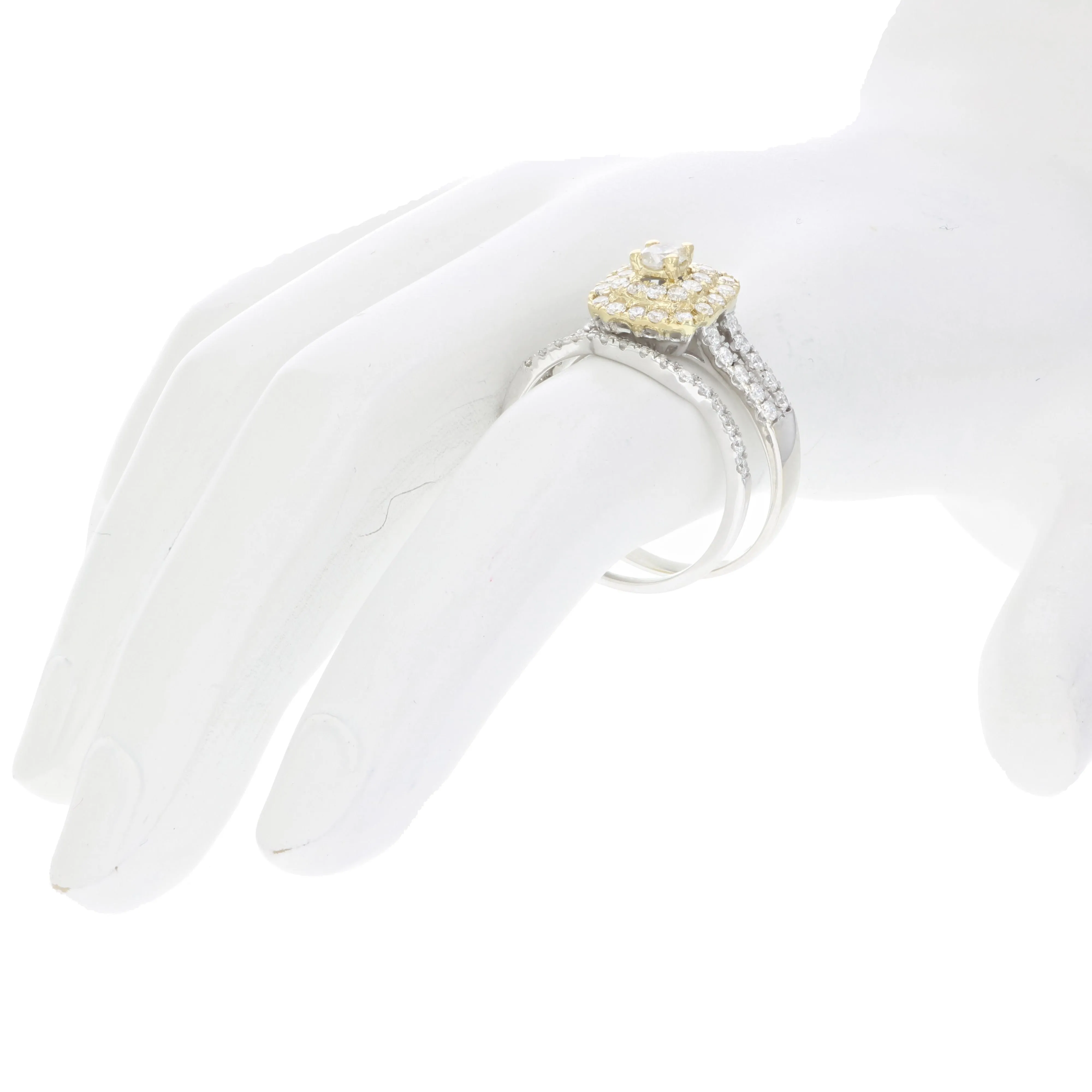 1 cttw Diamond Wedding Rings Set in 14k Tow Tone Gold