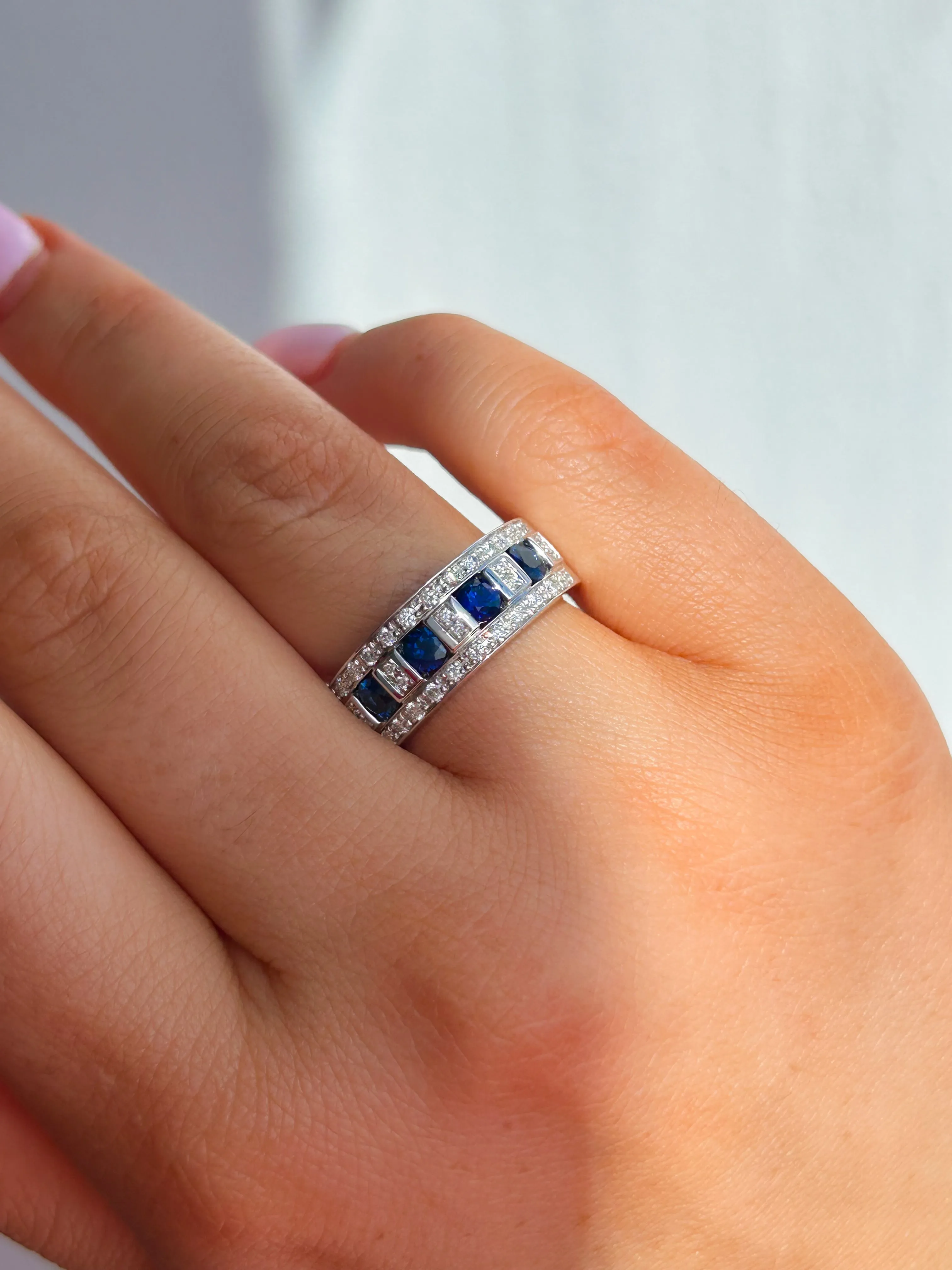 18ct White Gold Heavy Set Earth Grown Sapphire & Diamond Band