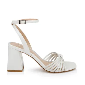 Badgley Mischka Women's Nariah in White