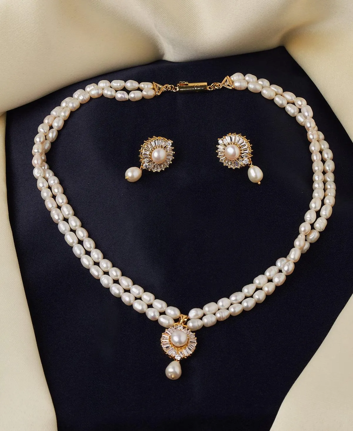 Beautiful Stone Studded Pearl Necklace Set