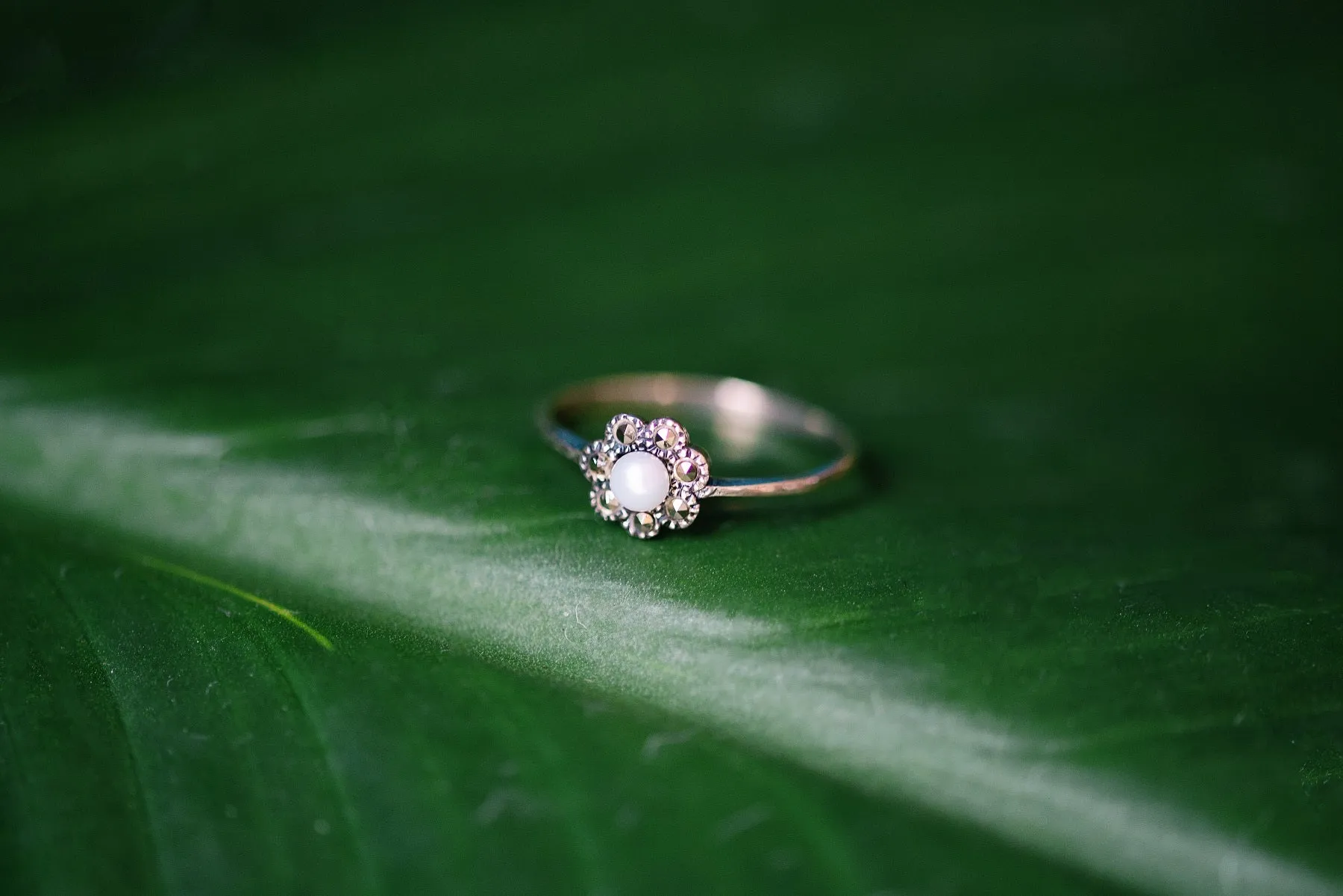 Dainty Flower Pearl Ring