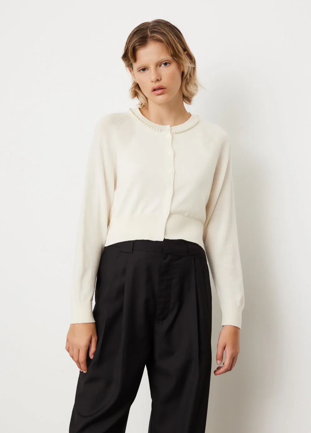 Fitted Cropped Cardigan With Embellishments