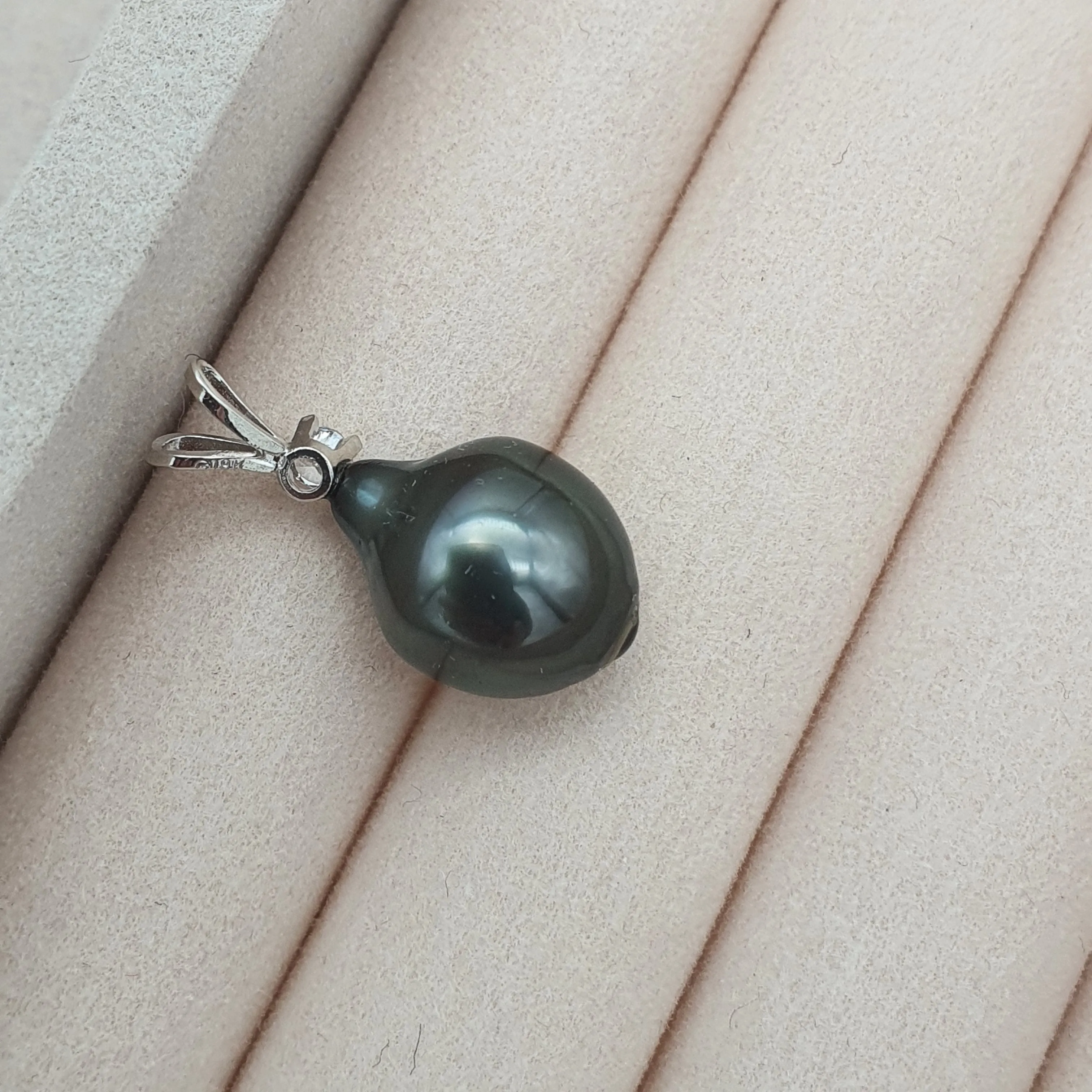 French Tahitian Baroque Pearl Pendant, 18k White Gold