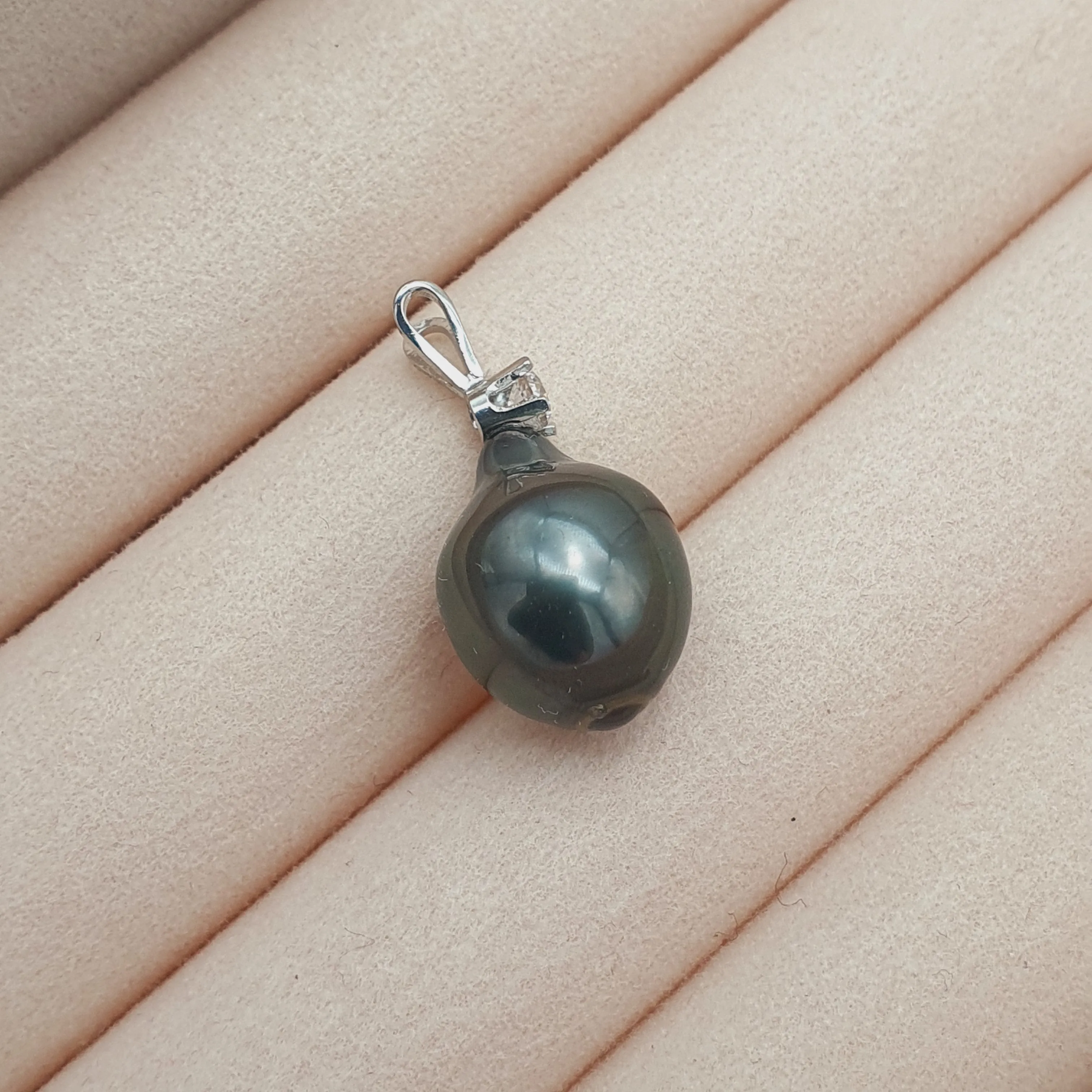 French Tahitian Baroque Pearl Pendant, 18k White Gold