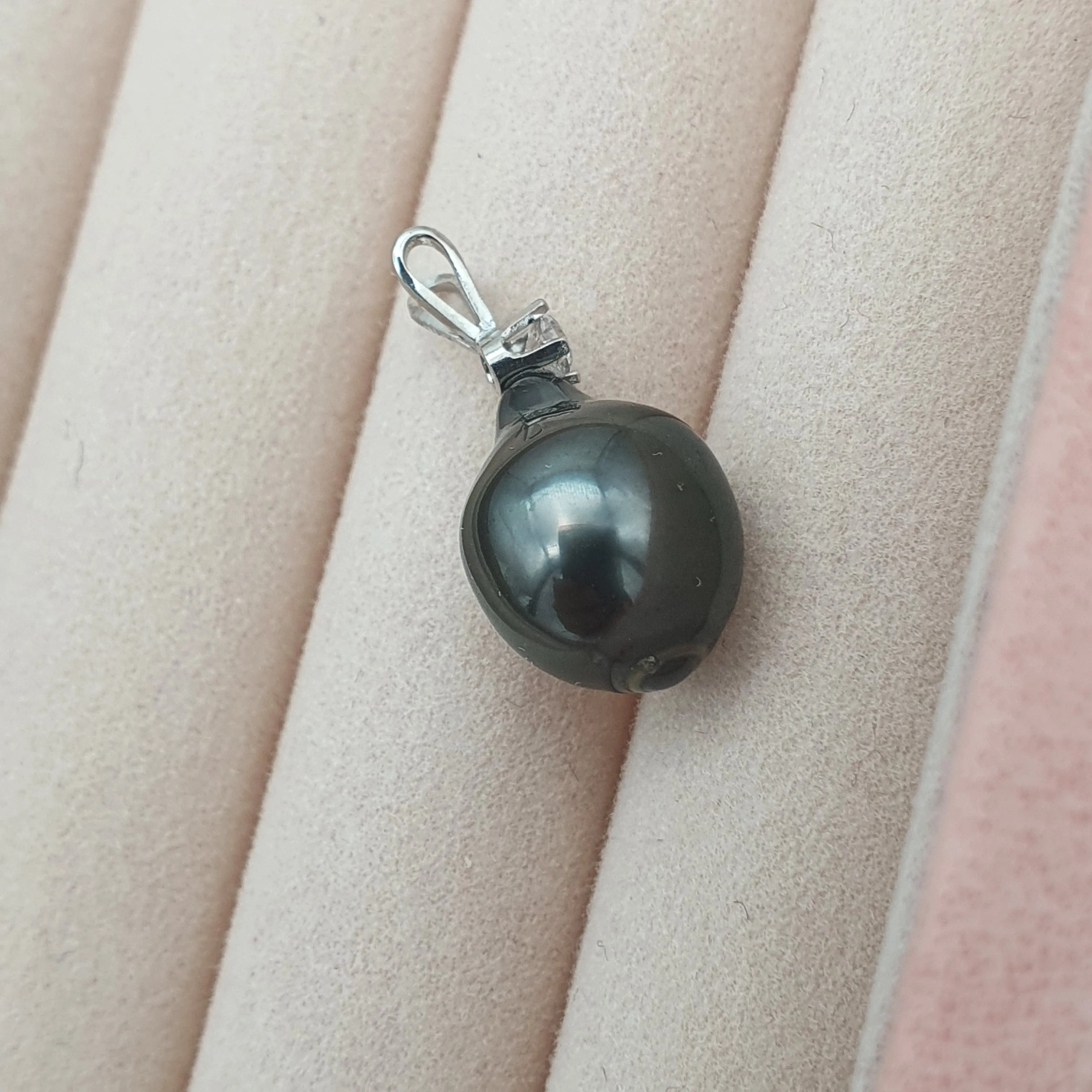 French Tahitian Baroque Pearl Pendant, 18k White Gold