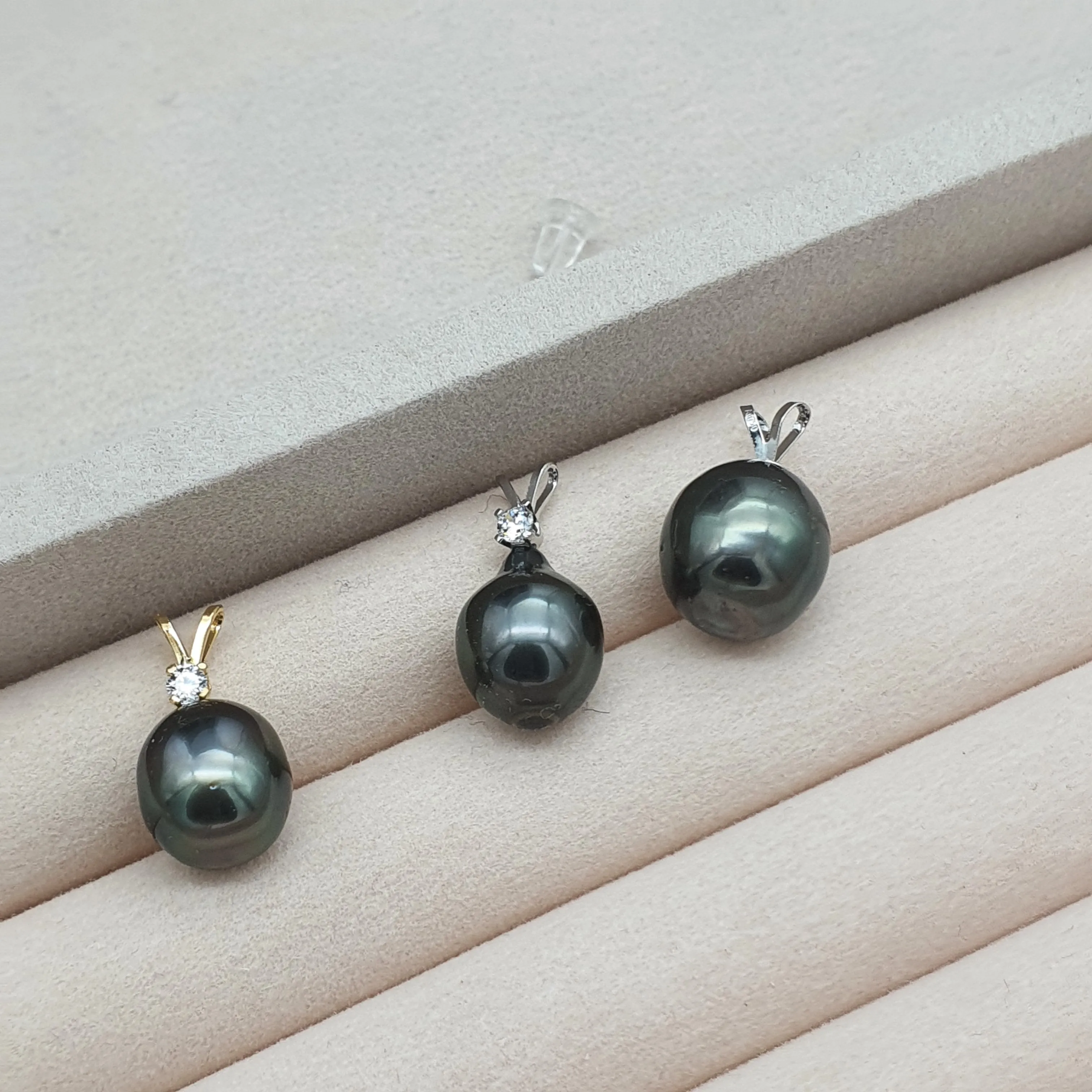 French Tahitian Baroque Pearl Pendant, 18k White Gold