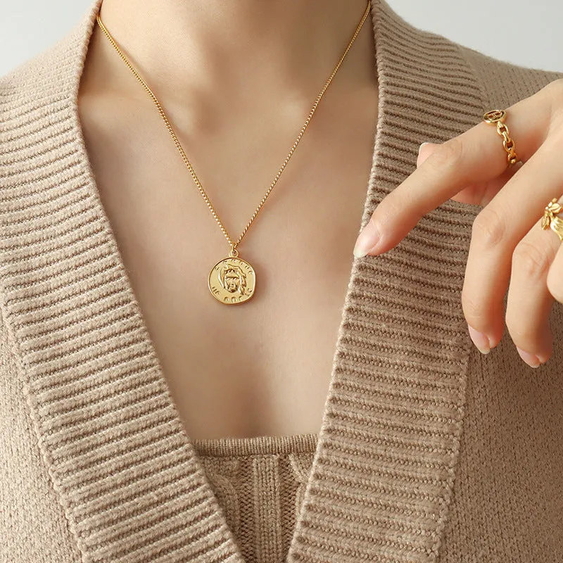 Gold-Plated Double-Layer Portrait Necklace with Trendy Design for Women