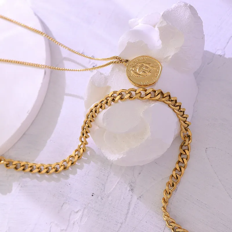Gold-Plated Double-Layer Portrait Necklace with Trendy Design for Women