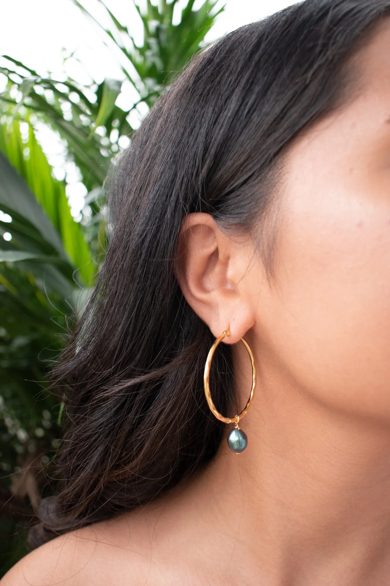 HINA Big Hoops - Black Tahitian Pearl Earrings