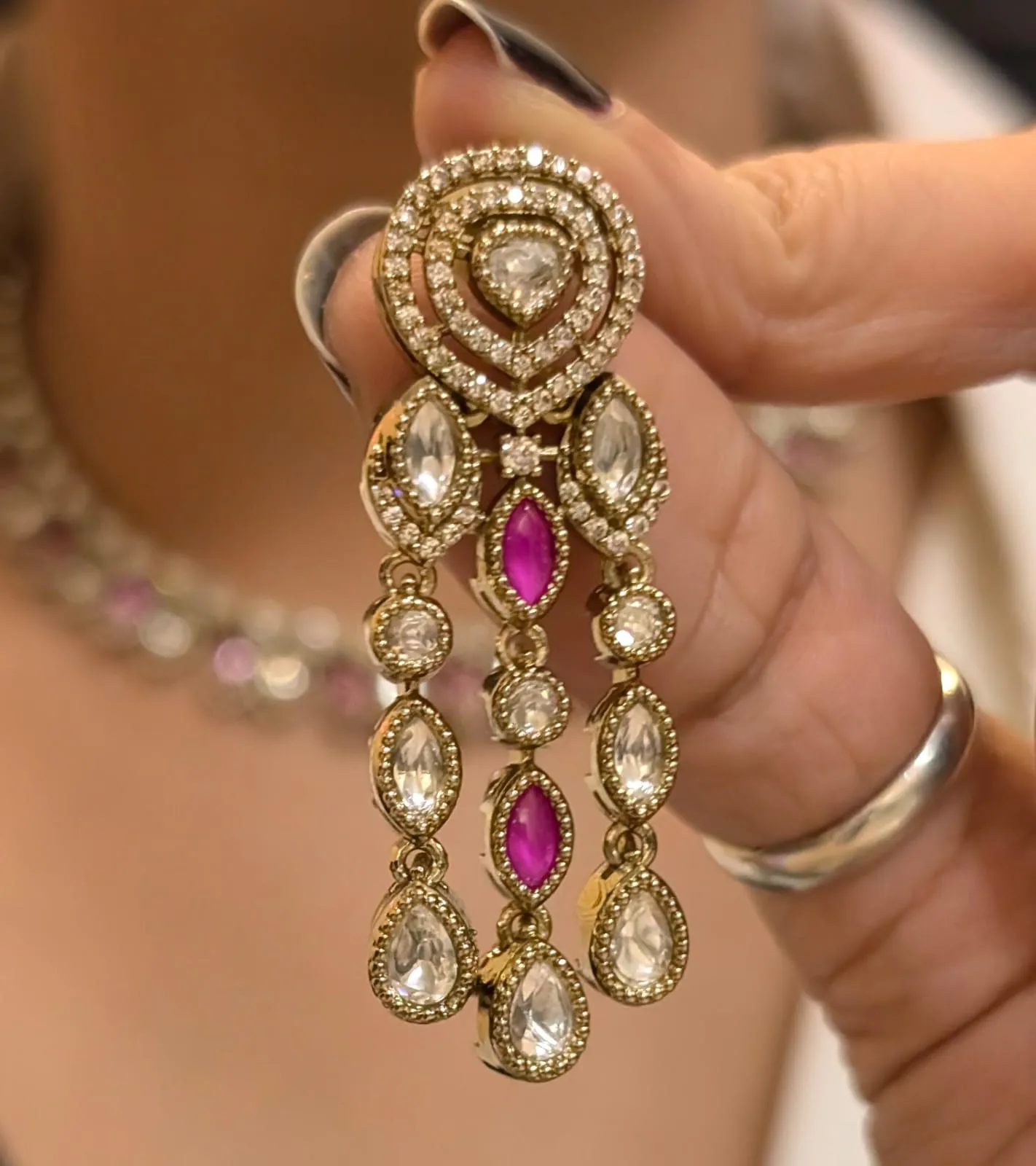 Luxurious Bollywood Designed Choker Matching Earrings, Indian Bridal Statement Earrings Set, Celebrity Inspired Jewelry Set, Pakistani Wedding Choker Set, Pakistani Bridal Jewelry Set, Wedding Choker Jewelry