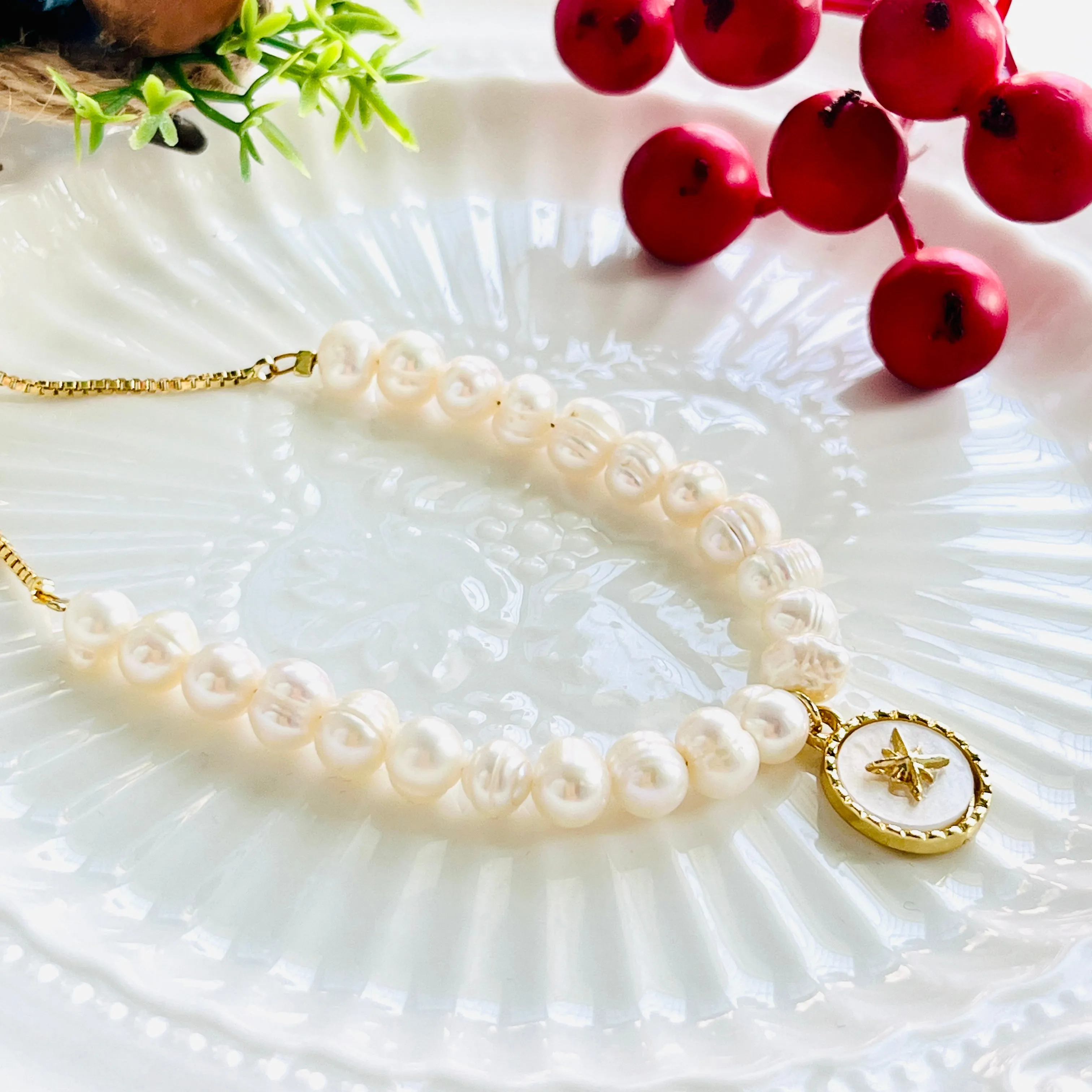 Octet Star Freshwater Pearl Bracelet