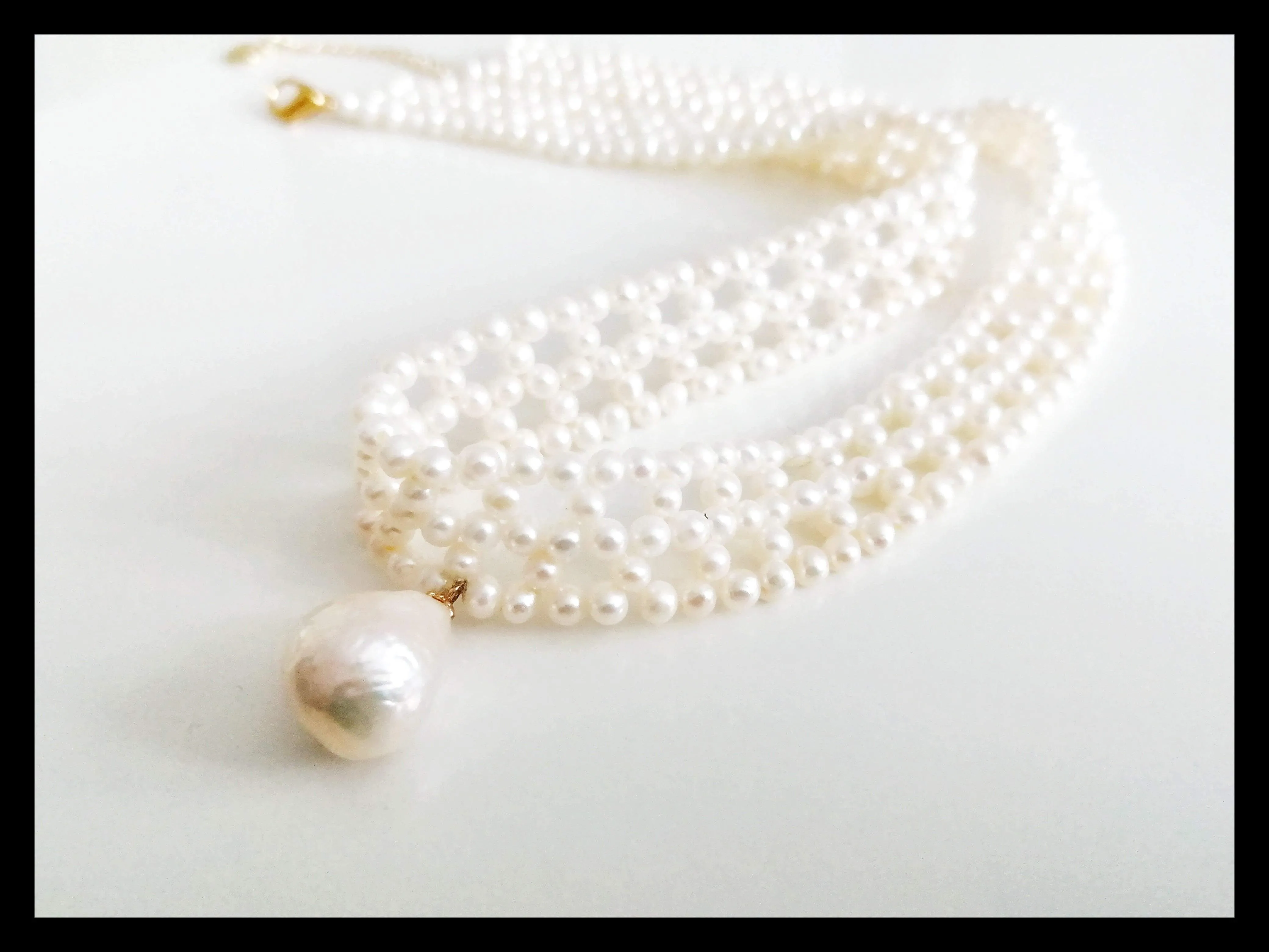 Selena Pearl Choker Necklace