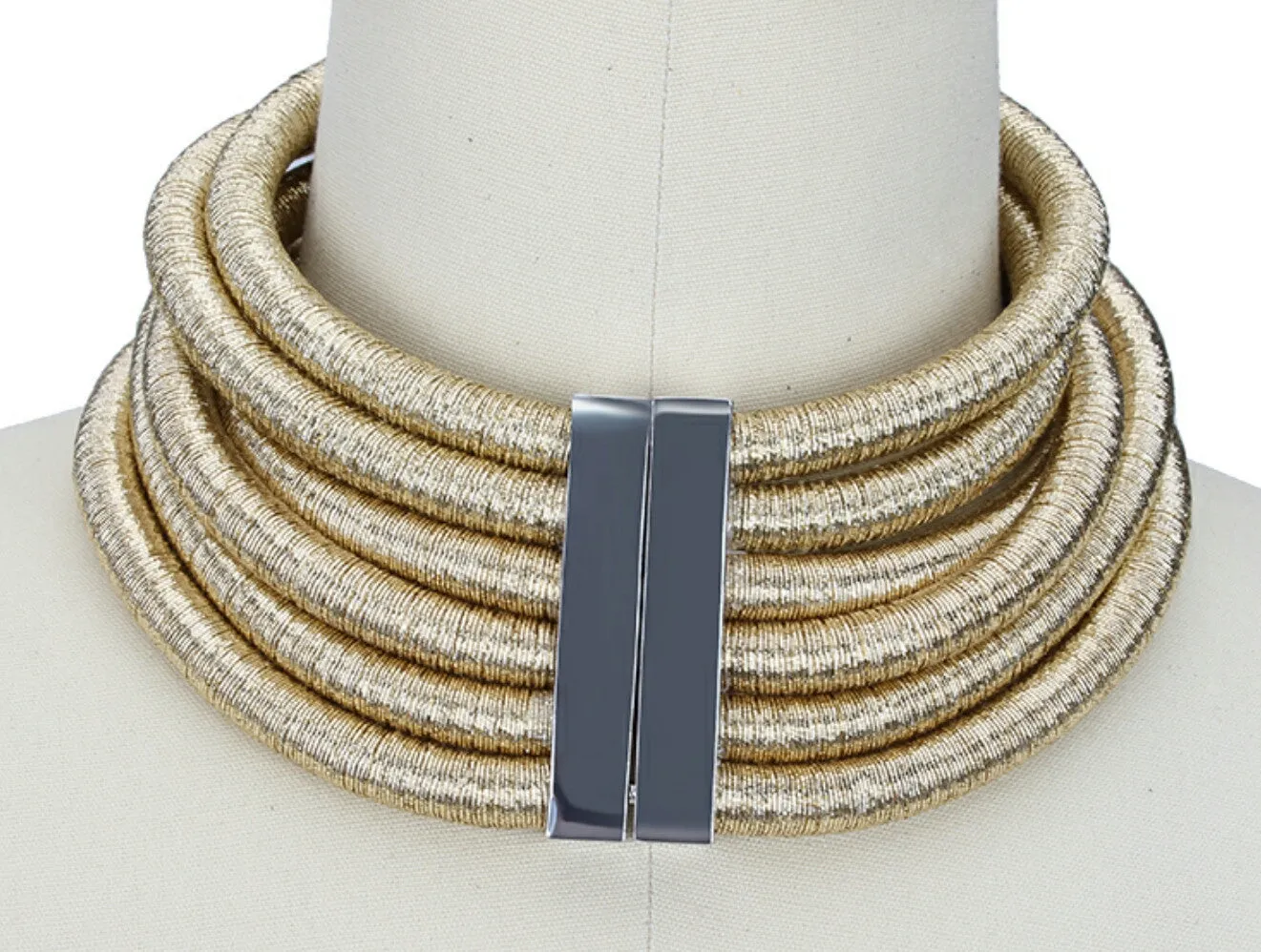 Six-layered coil-style choker necklace