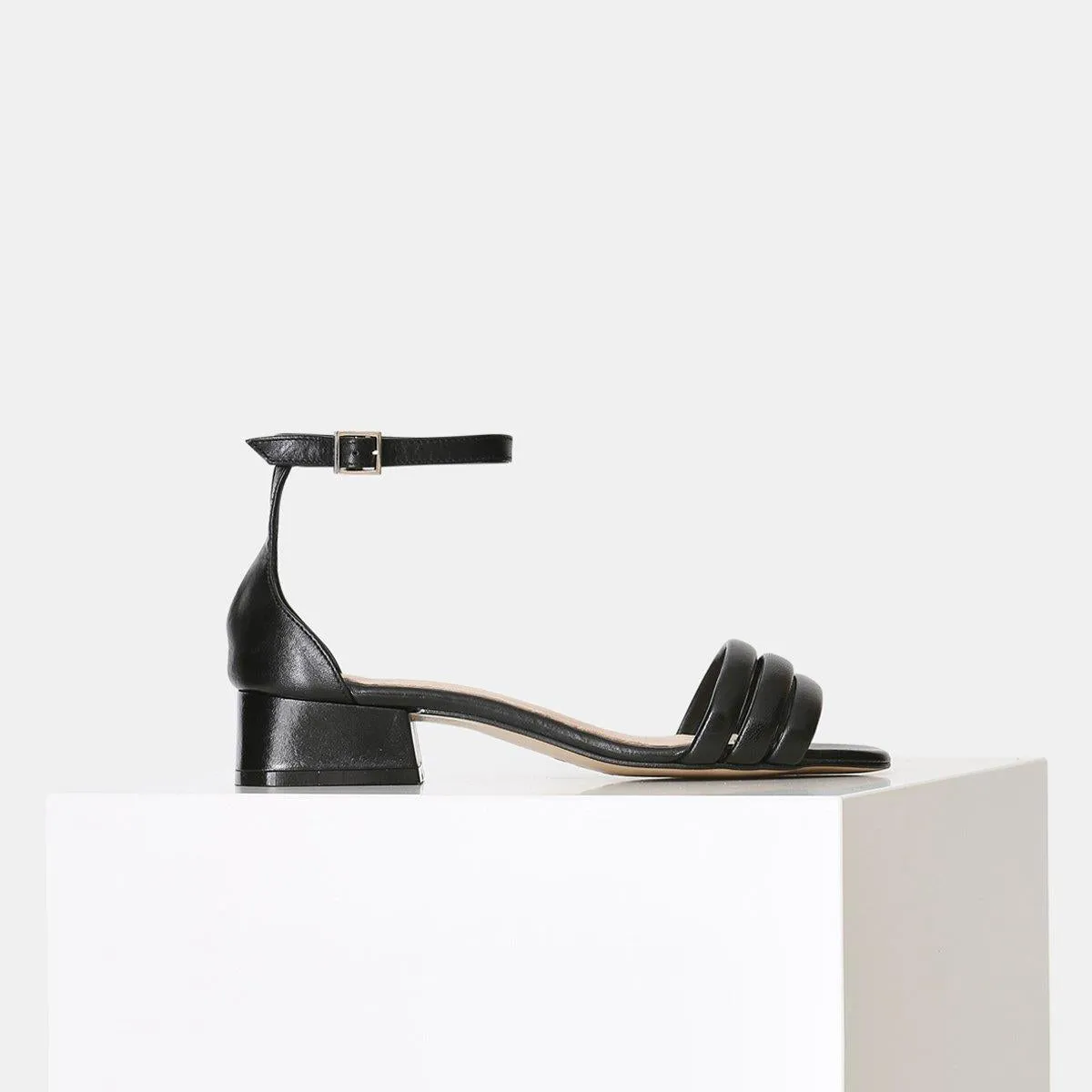 Yasmin Puff Sandal (Black)