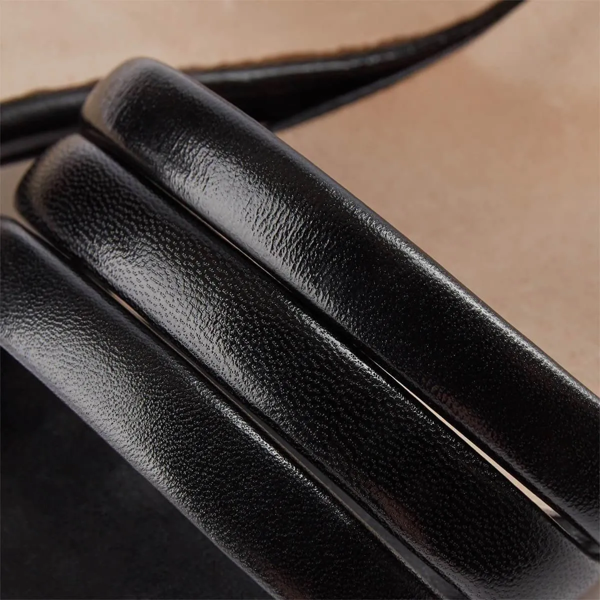 Yasmin Puff Sandal (Black)